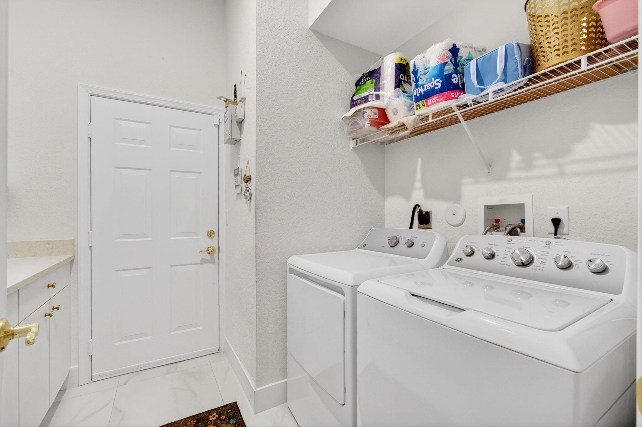 VENETIAN ISLES - Residential