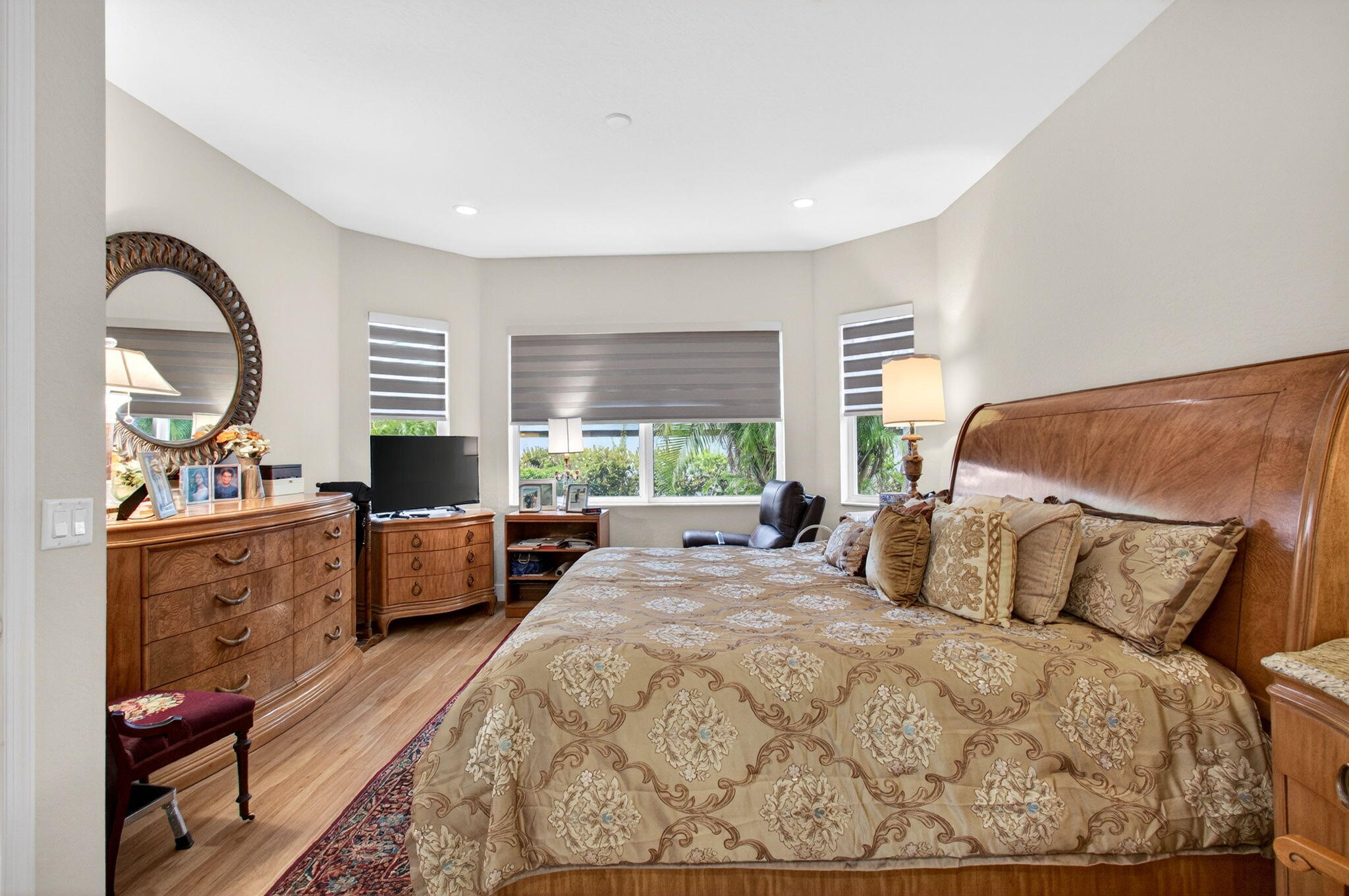 VENETIAN ISLES - Residential