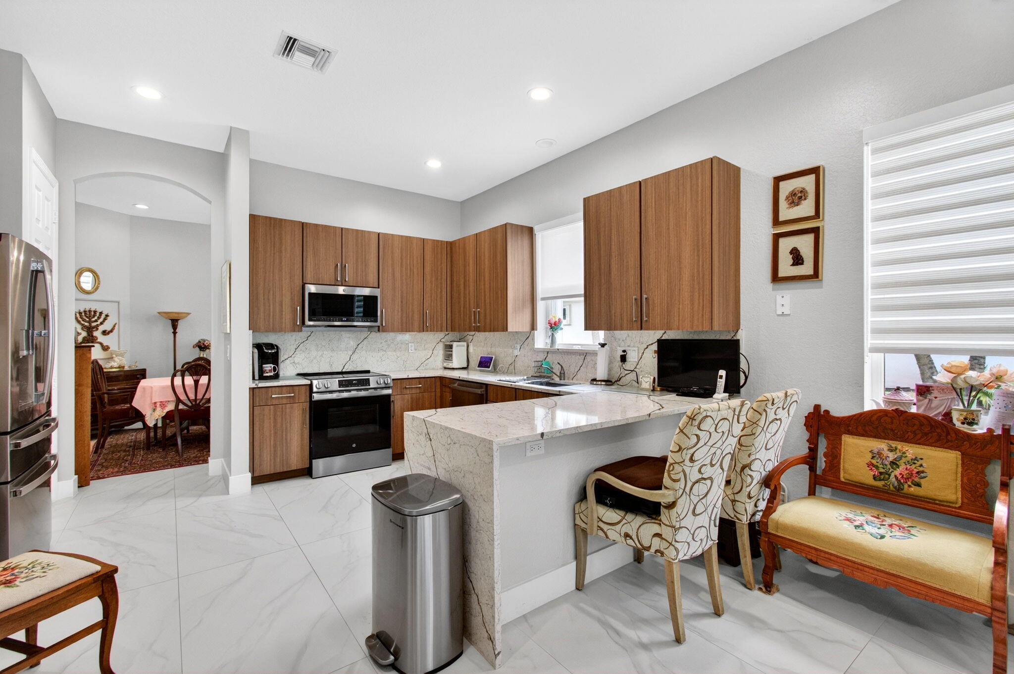 VENETIAN ISLES - Residential