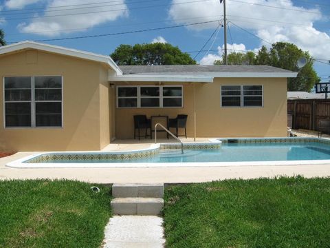 1023 Andrews Road West Palm Beach FL 33405