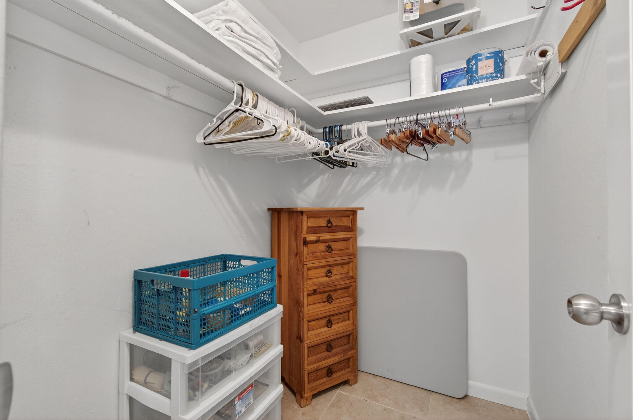 HIGH POINT OF DELRAY BEACH CONDO SEC I - Residential