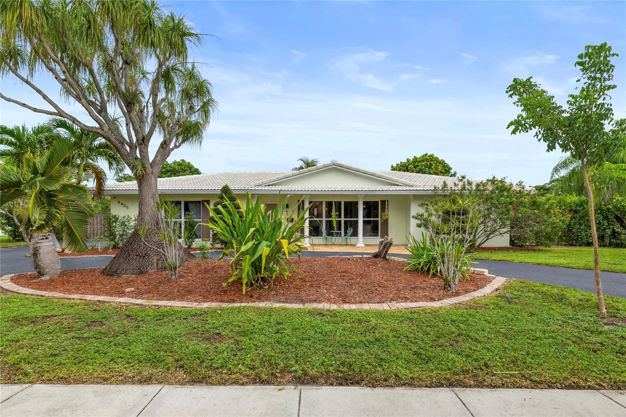 CORAL SPRINGS II - Residential