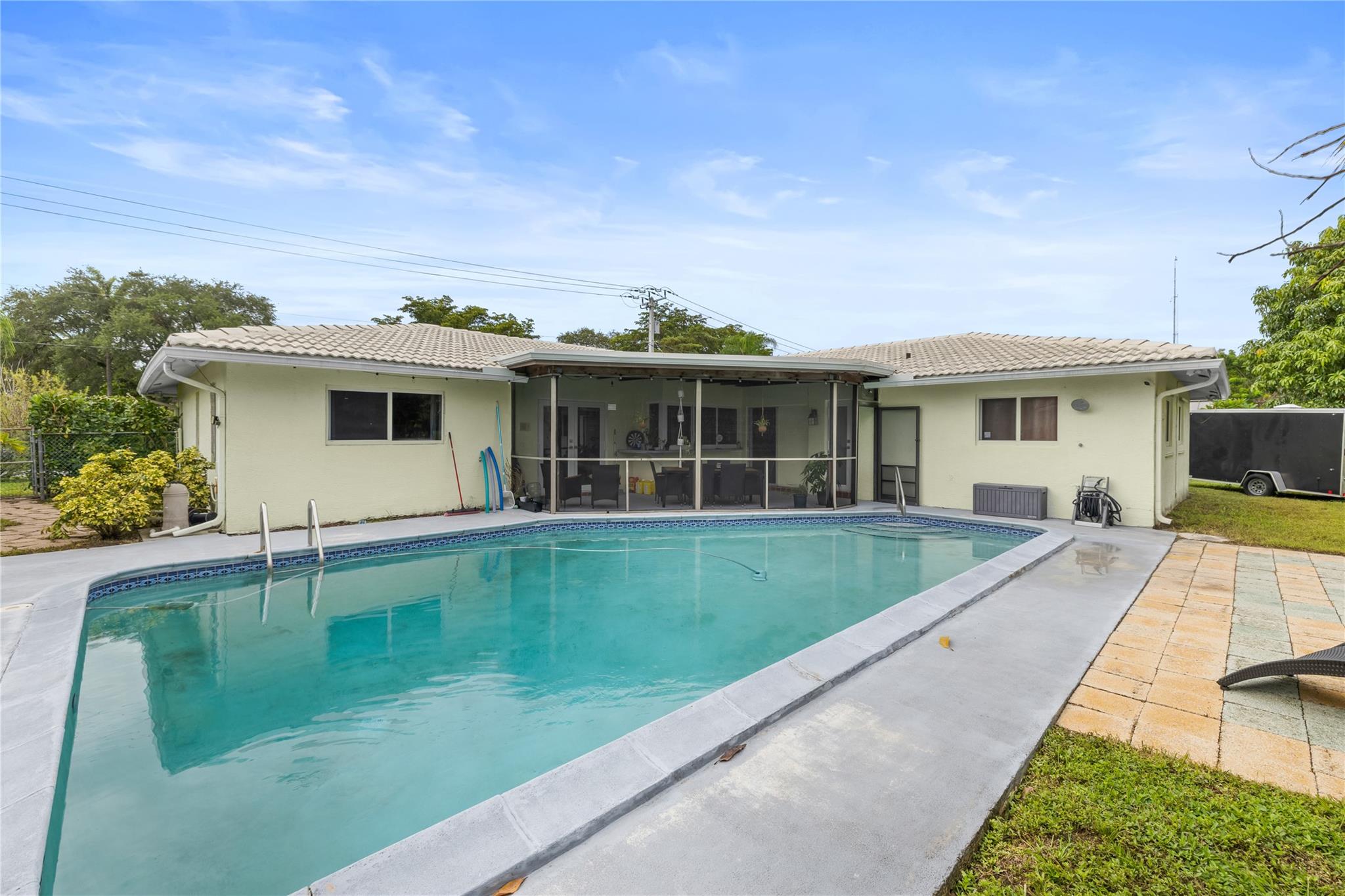 CORAL SPRINGS II - Residential