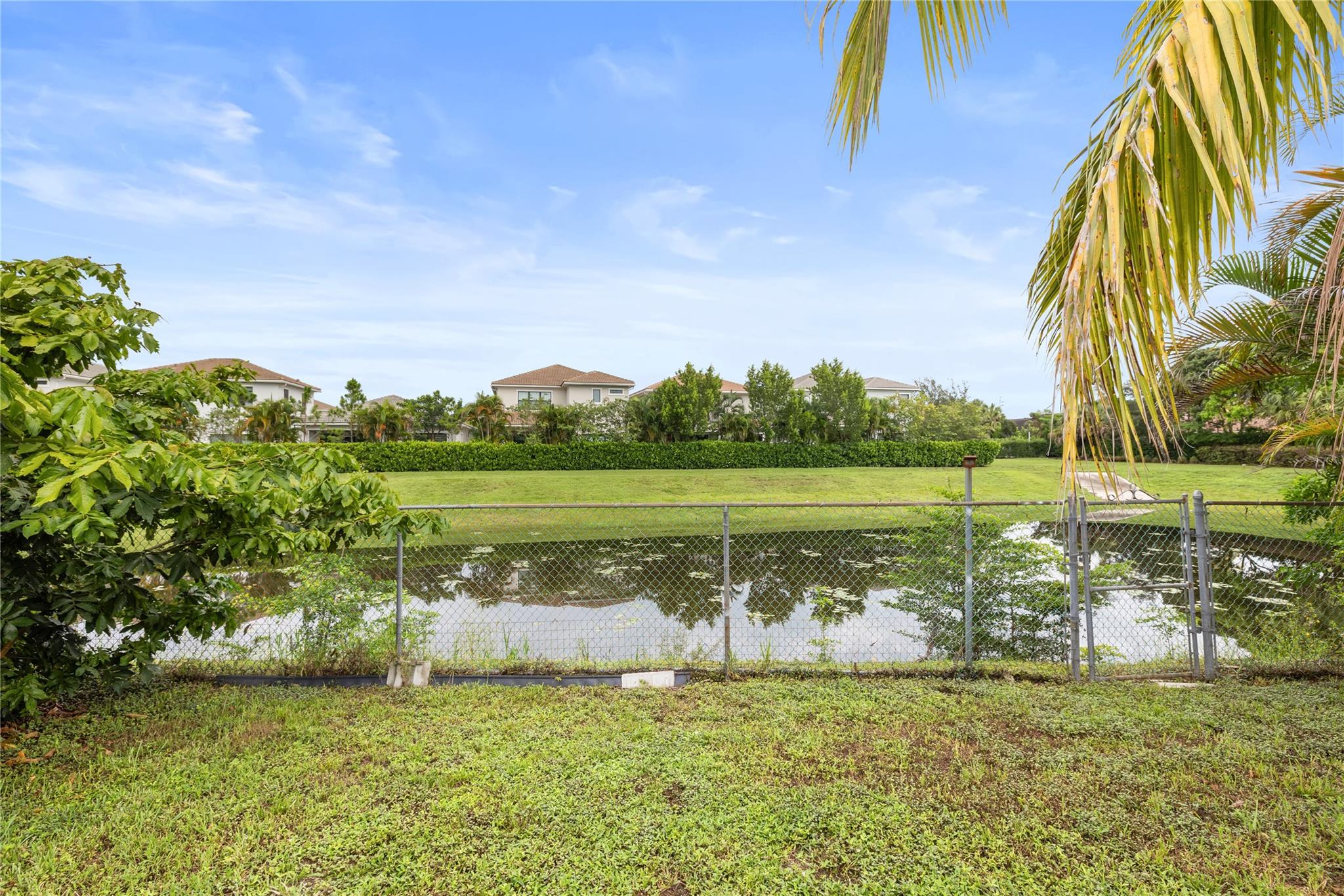 CORAL SPRINGS II - Residential
