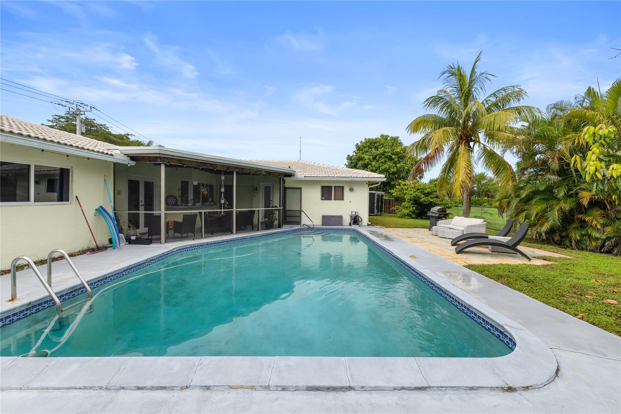CORAL SPRINGS II - Residential
