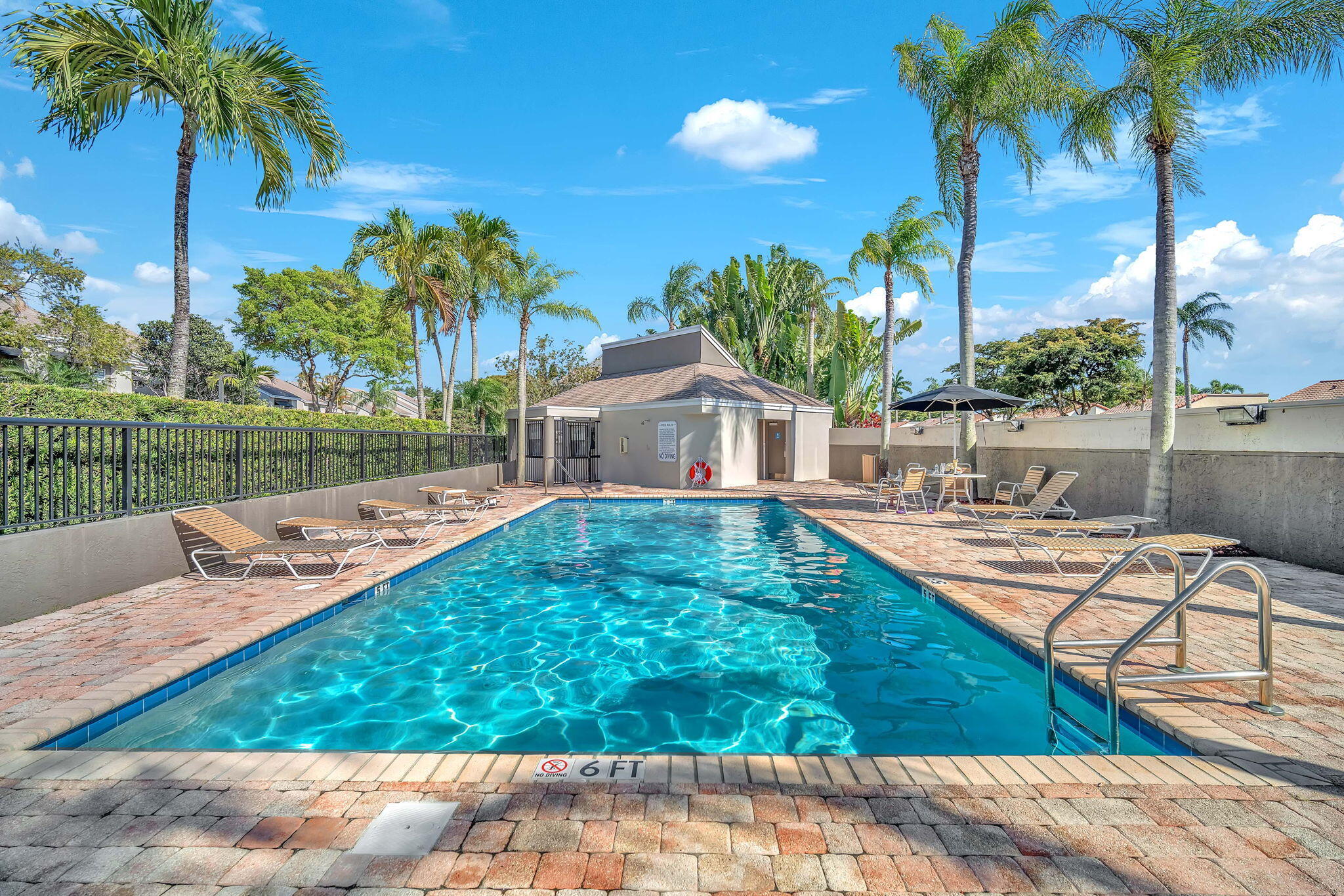 Boca Pines - Residential