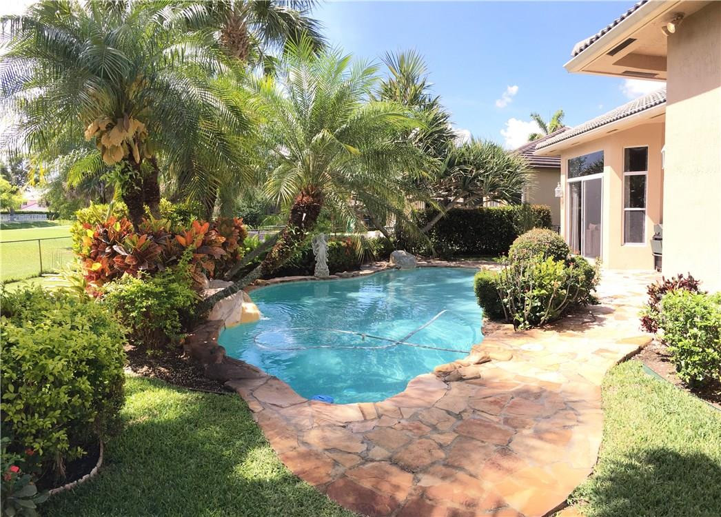 PASADENA@PEMBROKE SHORES - Residential