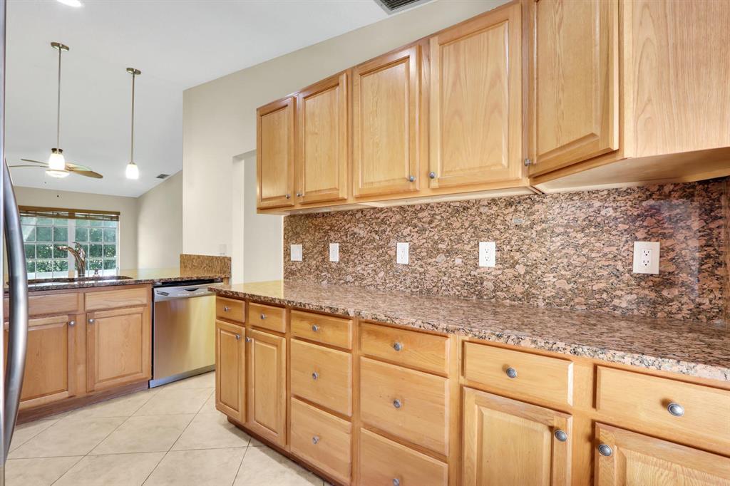 Las Verdes - Residential