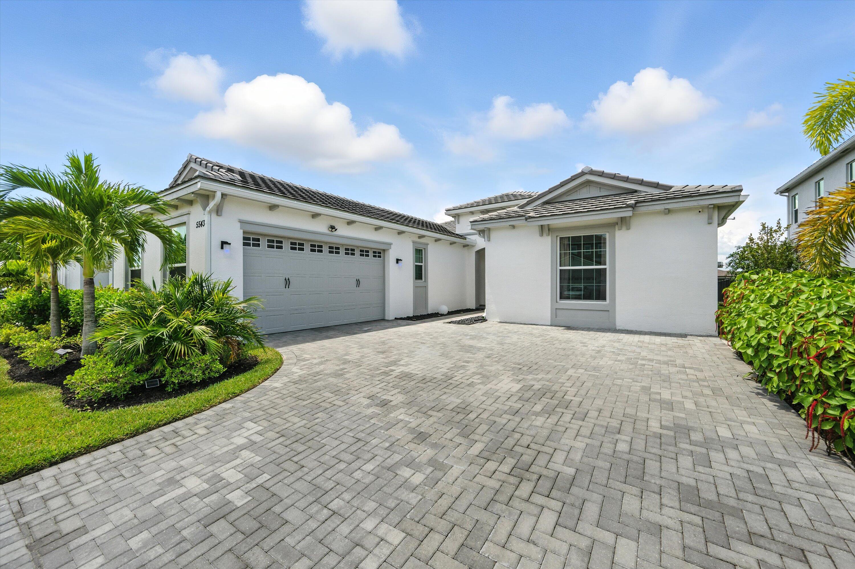 5543 Liberty Lane