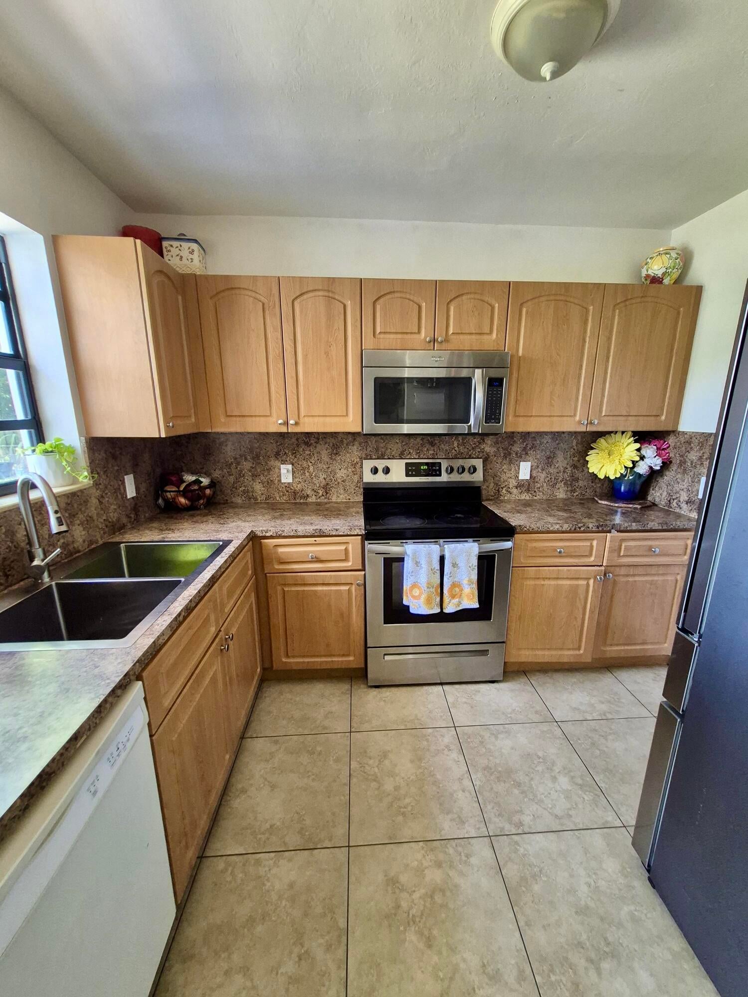 3141 SW 22ND Street