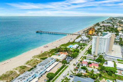 A home in Deerfield Beach