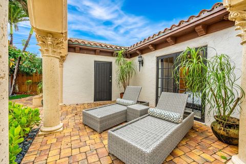 A home in Deerfield Beach