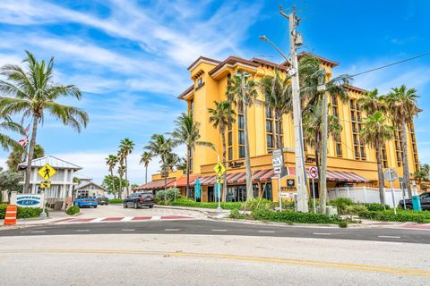 A home in Deerfield Beach