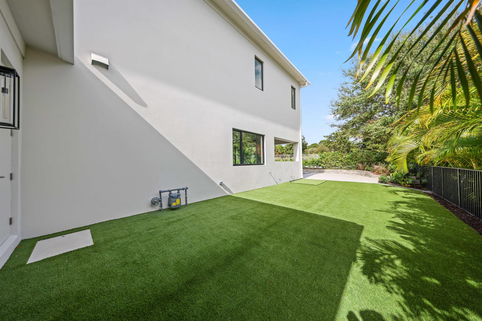 EDEN RIDGE - Residential