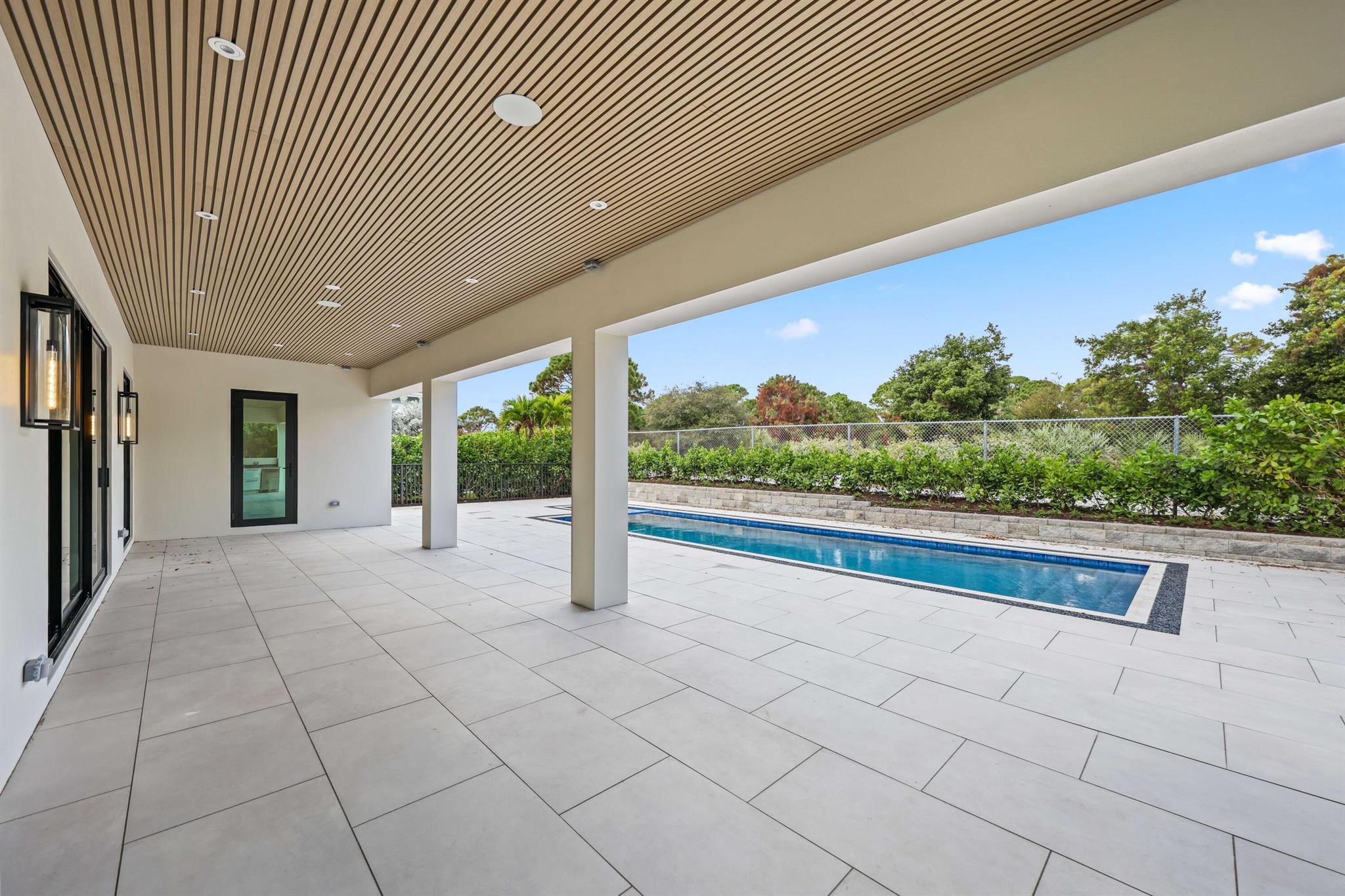 EDEN RIDGE - Residential