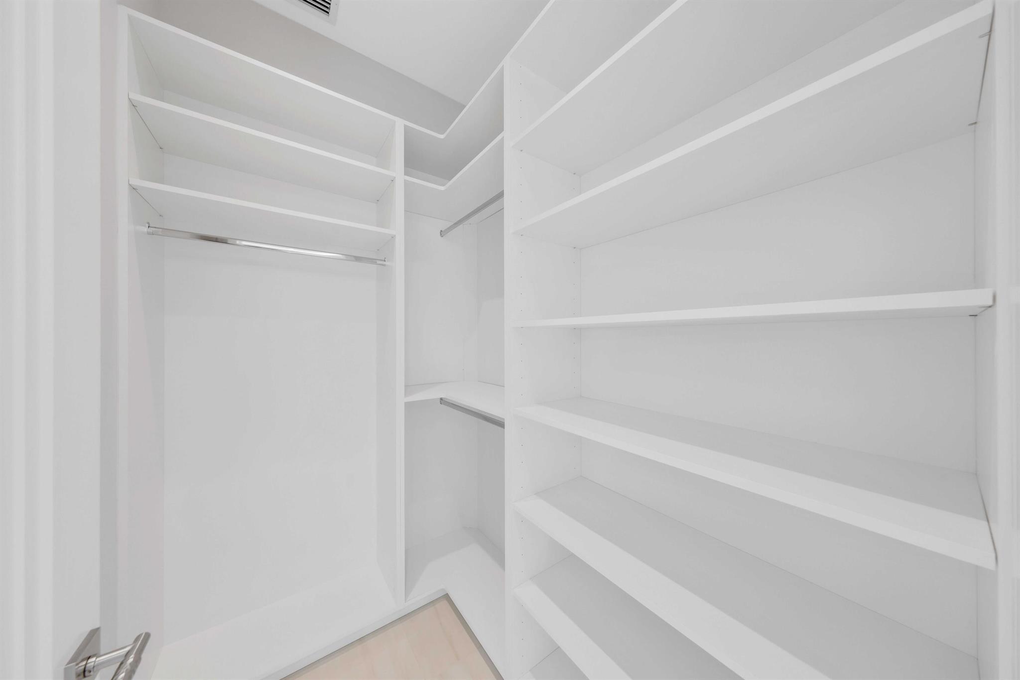 EDEN RIDGE - Residential