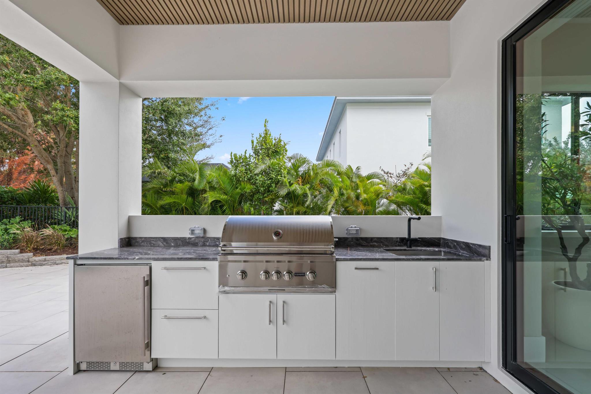 EDEN RIDGE - Residential