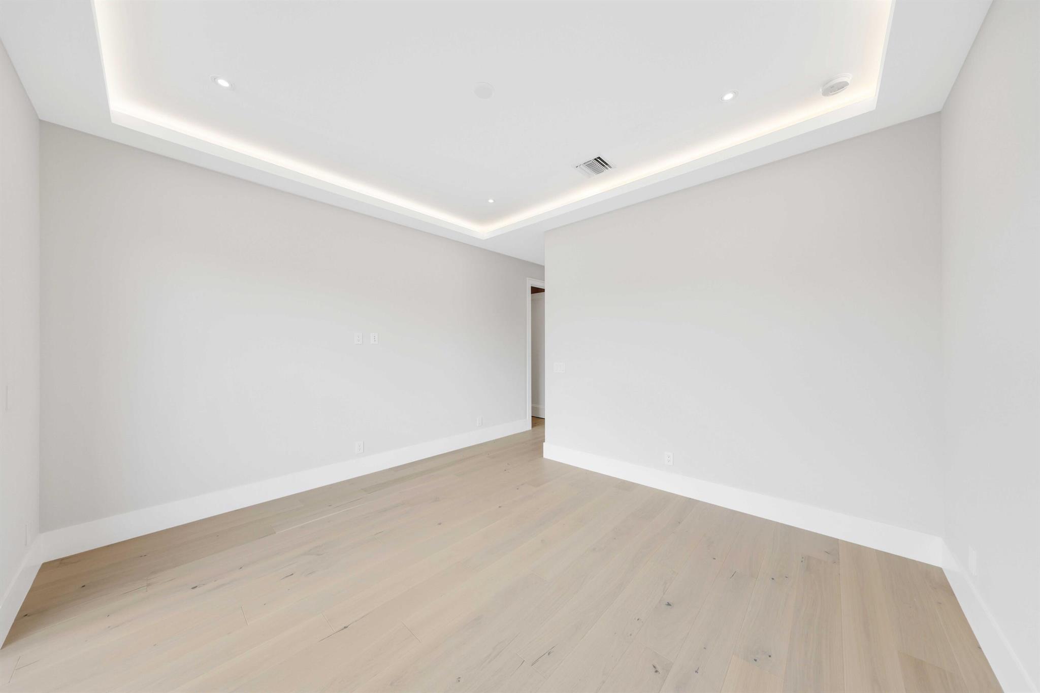 EDEN RIDGE - Residential