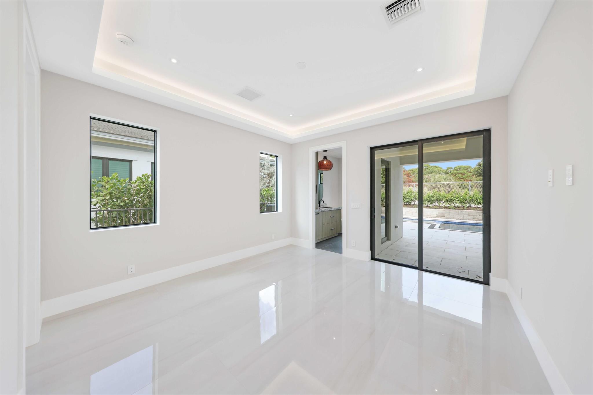 EDEN RIDGE - Residential