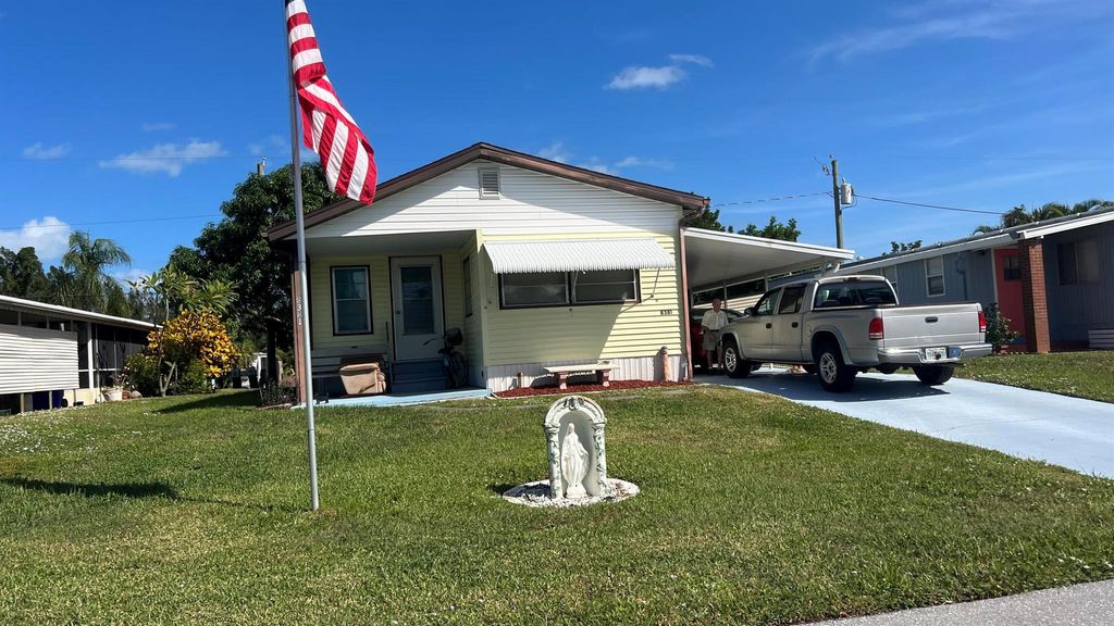 Photo of 8381 SE Skylark Avenue, Hobe Sound, FL 33455 (MLS # R10933289)