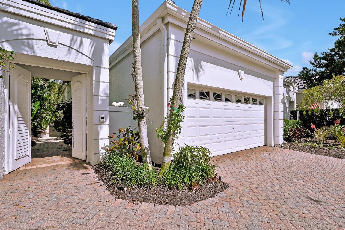 Coral Cay - Residential Lease