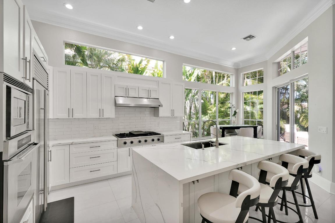 Coral Cay - Residential Lease