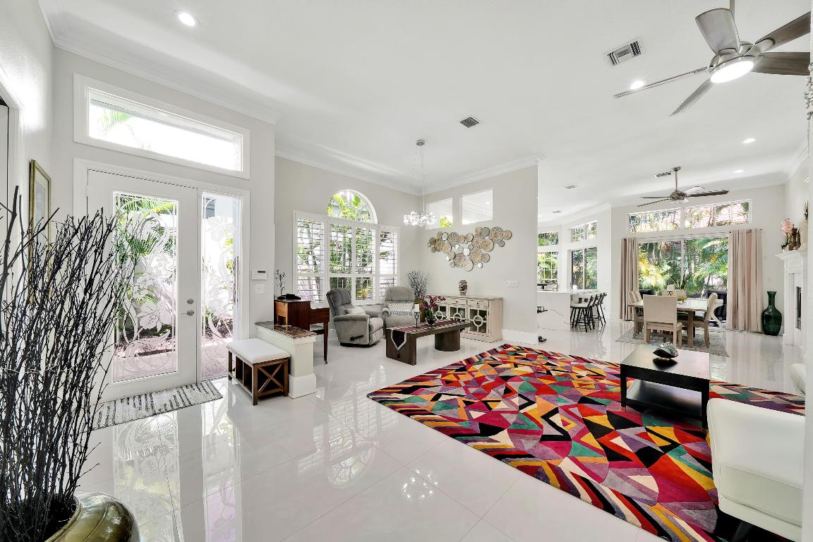 Coral Cay - Residential Lease