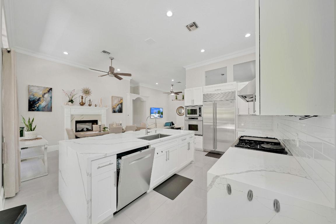 Coral Cay - Residential Lease