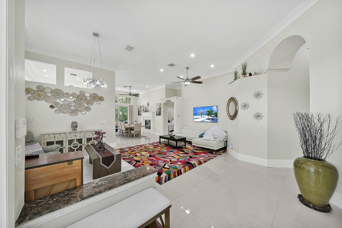 Coral Cay - Residential Lease