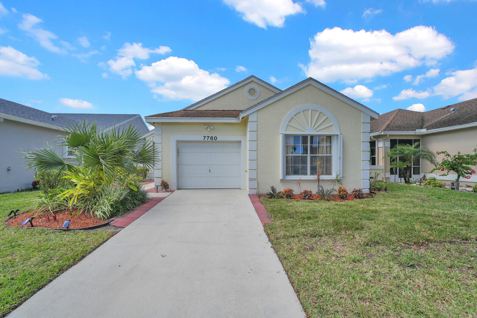 PINE RIDGE AT DELRAY BEACH - Residential