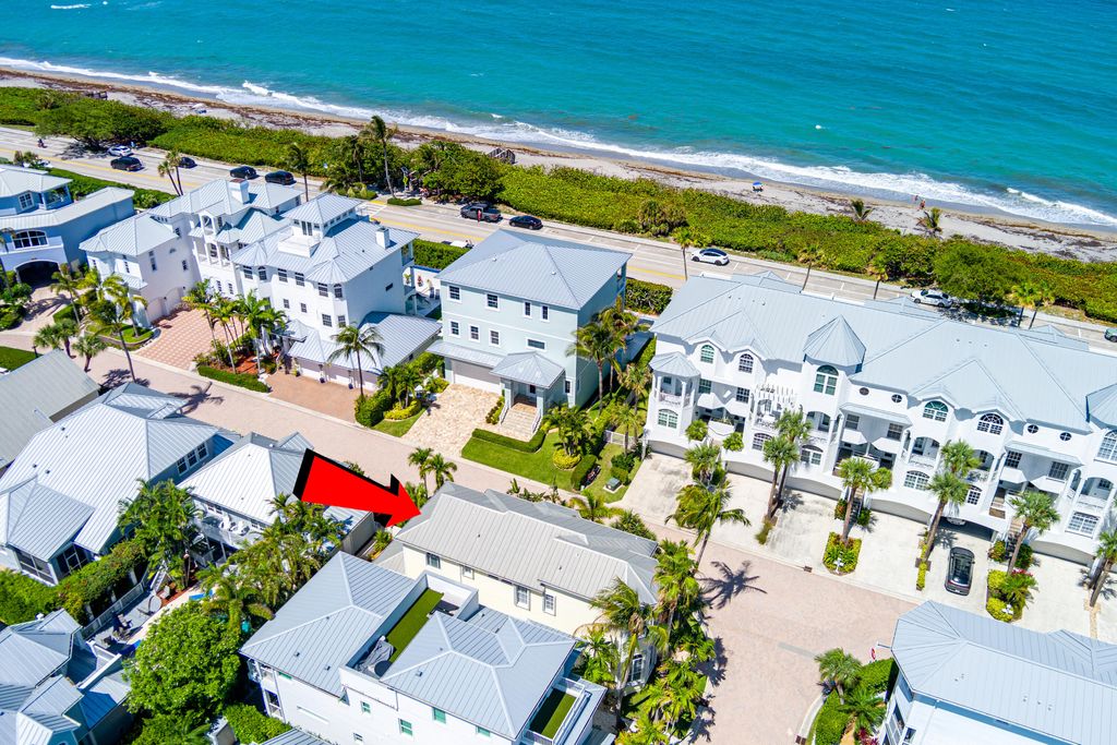 Photo of 149 Key Lane, Jupiter, FL 33477 (MLS # B26031644)