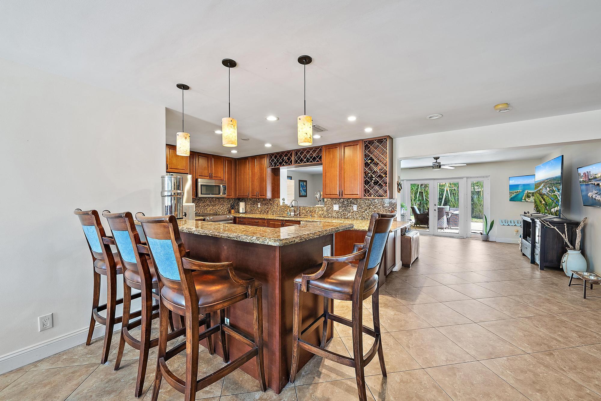 COUNTRY CLUB AD Village N - Residential Lease