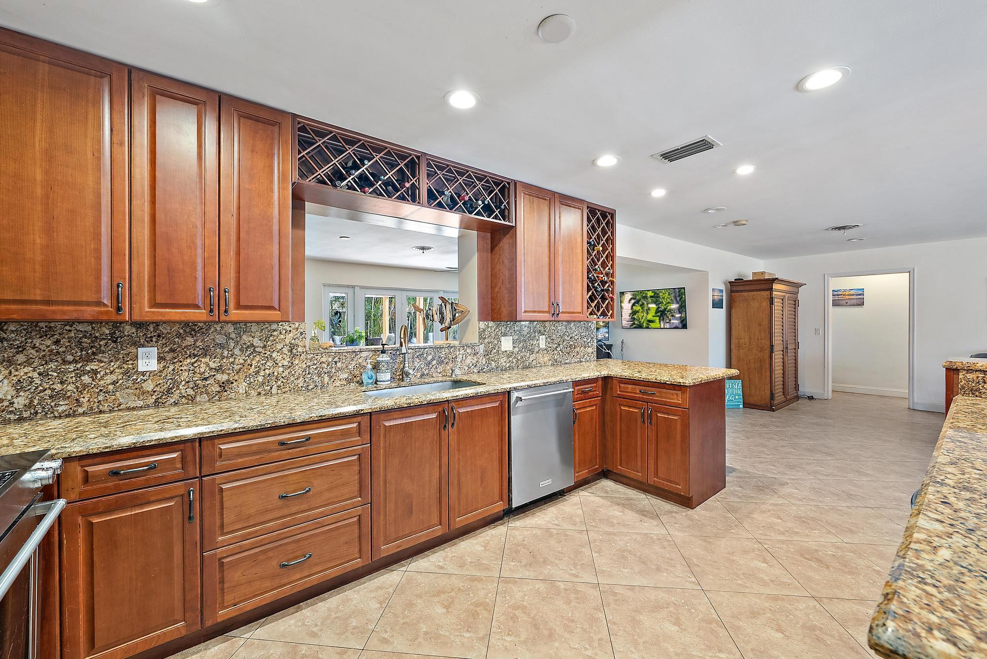 COUNTRY CLUB AD Village N - Residential Lease