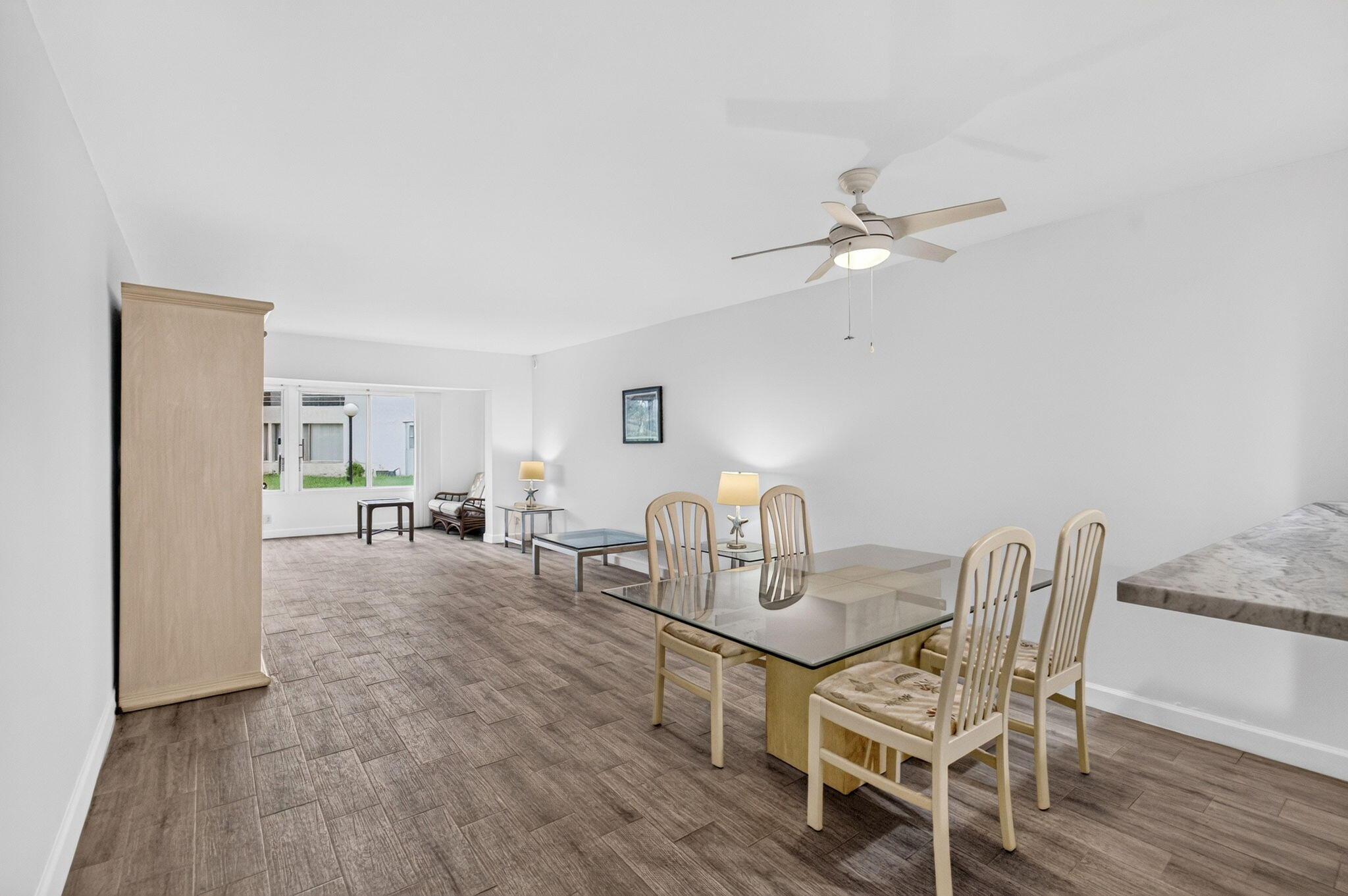 View photos, virtual tours, details... 3186 VIA POINCIANA 115