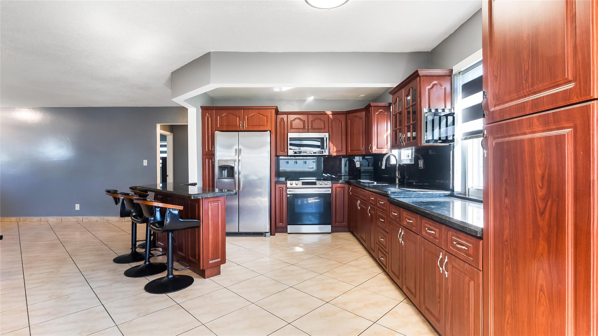 SHERIDAN LAKES CONDO - Residential