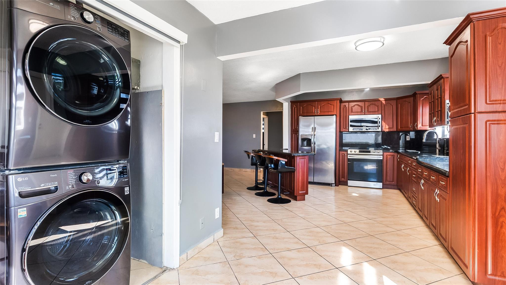 SHERIDAN LAKES CONDO - Residential