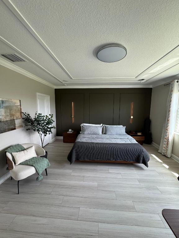 Veleiros at Crystal Lake - Residential