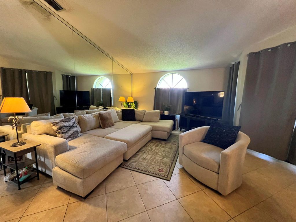 Photo of 5258 Europa Drive #F, Boynton Beach, FL 33437 (MLS # R11106524)