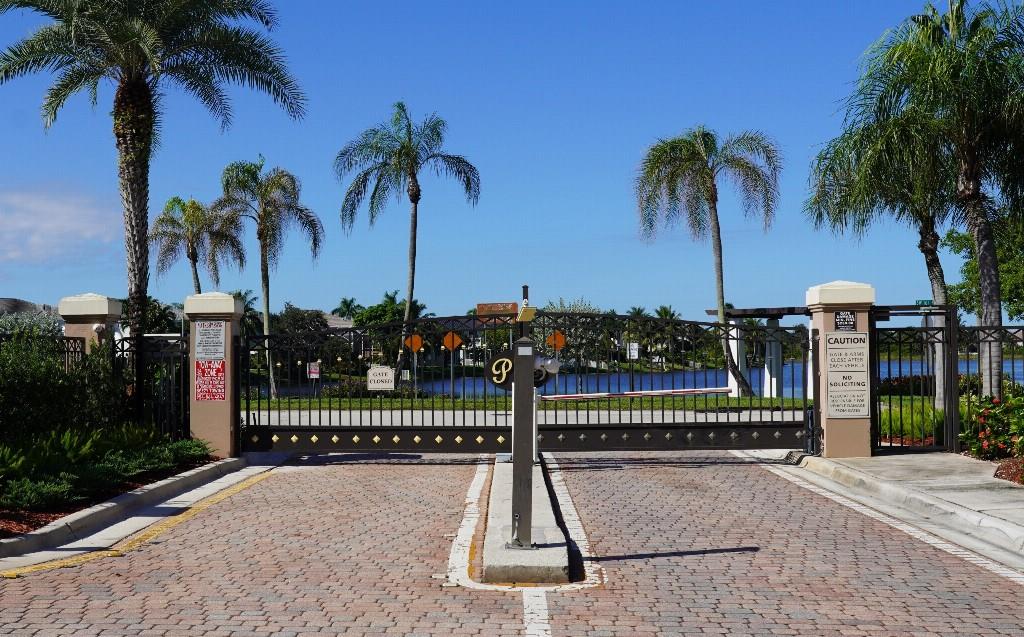 HEFTLER HOMES AT PEMBROKE - Residential