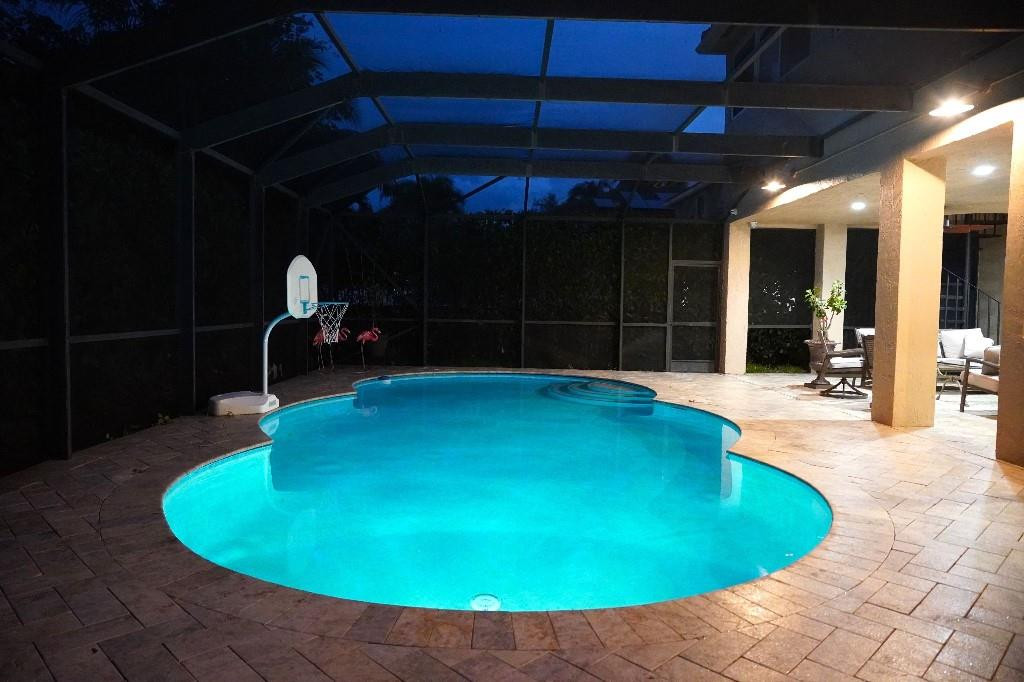 16352 SW 14th Street