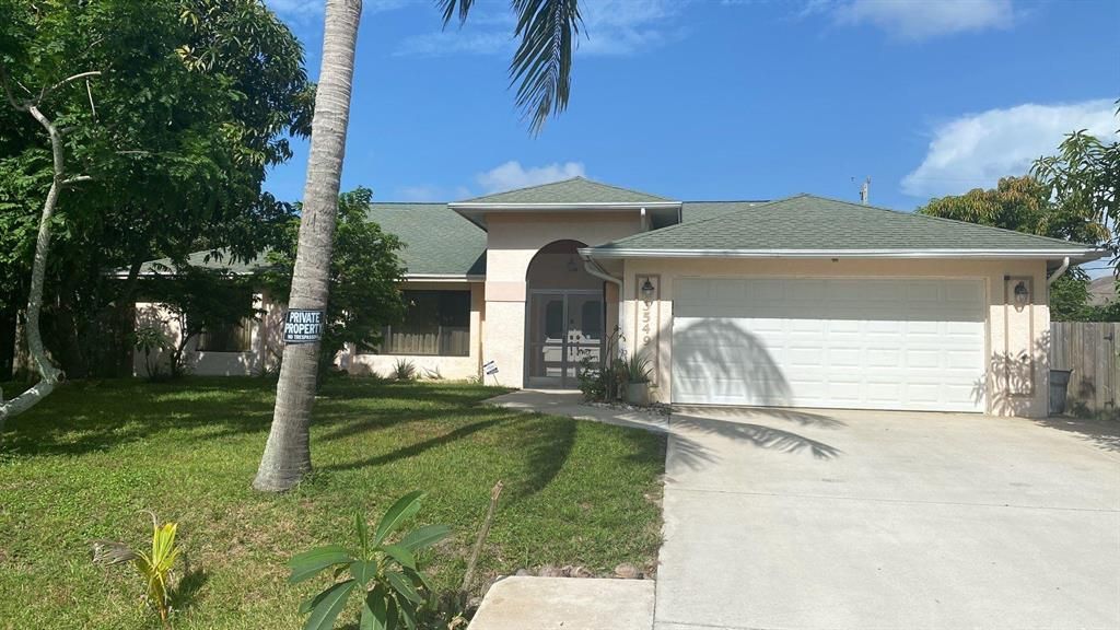 Photo of 3549 SW Vincennes Street, Port Saint Lucie, FL 34953 (MLS # R10733200)