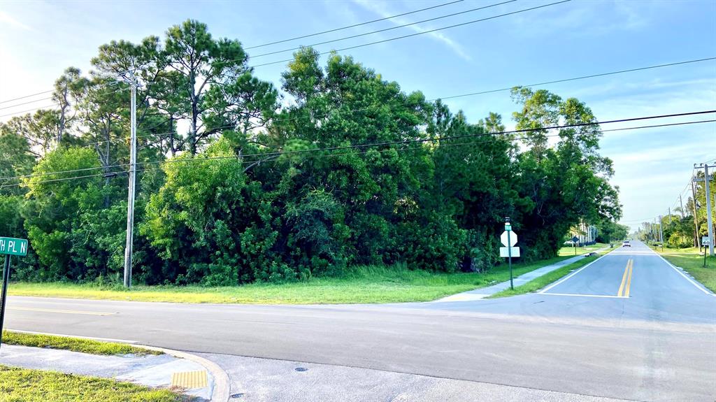 Absolutely breathtaking corner lot. Prime corner lot of two paved roads. Many upscale newer homes on both roads. Easy access to Juno Beach, Jupiter, and close to shopping. Gardens Mall/Downtown, Abacoa, and Alton are in close proximity, as is FAU's Gardens Campus and Palm Beach State College. Choose your builder and design your dream home. Country Estates is a beautiful community consisting of homes built on land 1+ acres. Property is close to ''A'' rated schools. City water hook up is available.