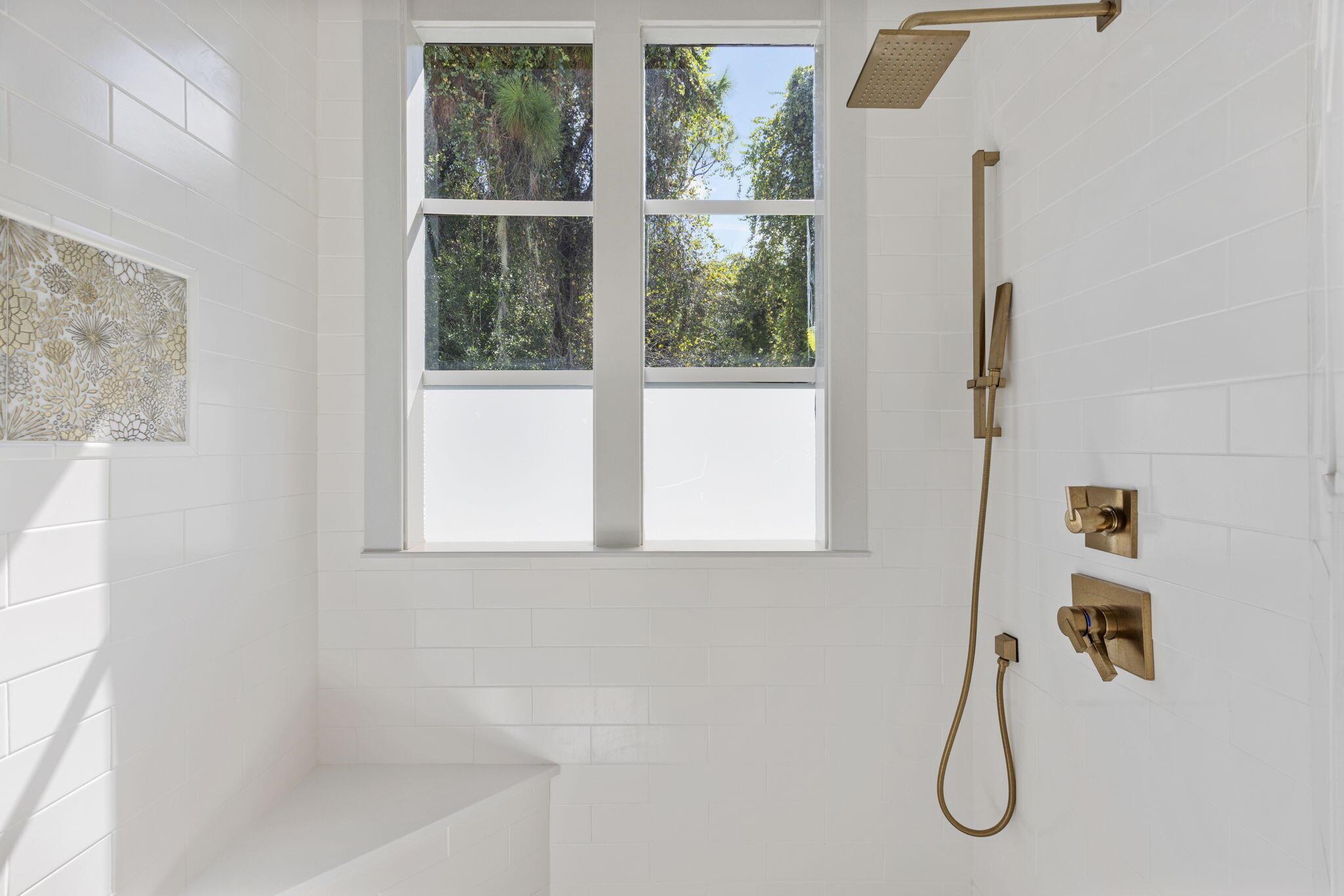 BEARS CLUB - Residential