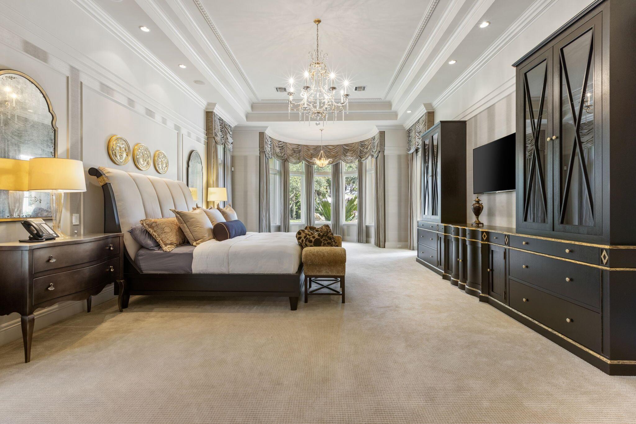 BEARS CLUB - Residential