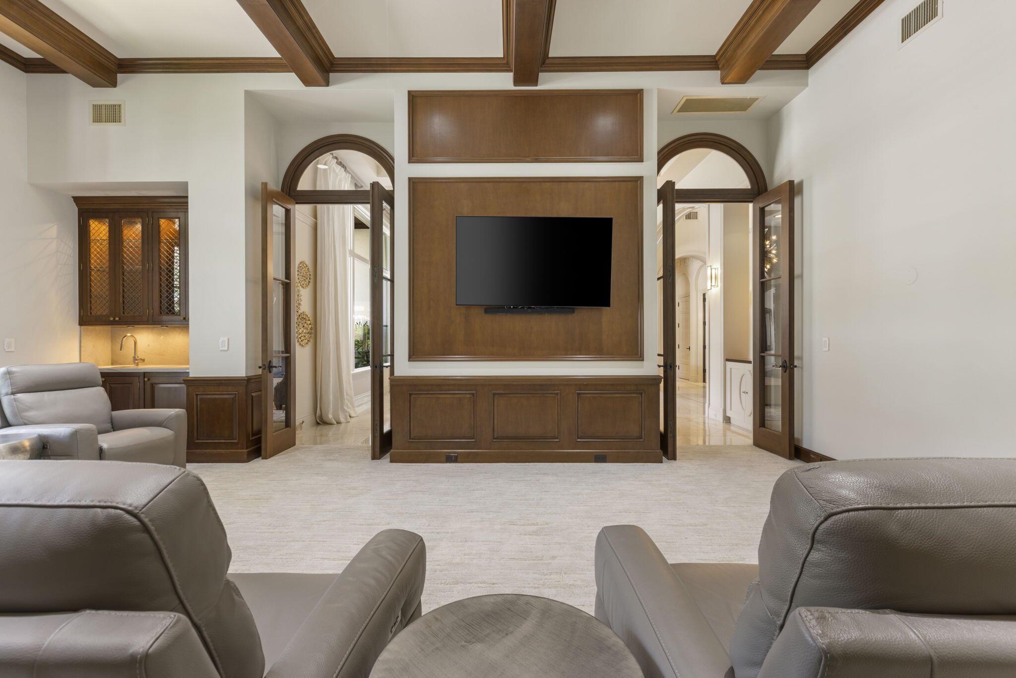 BEARS CLUB - Residential