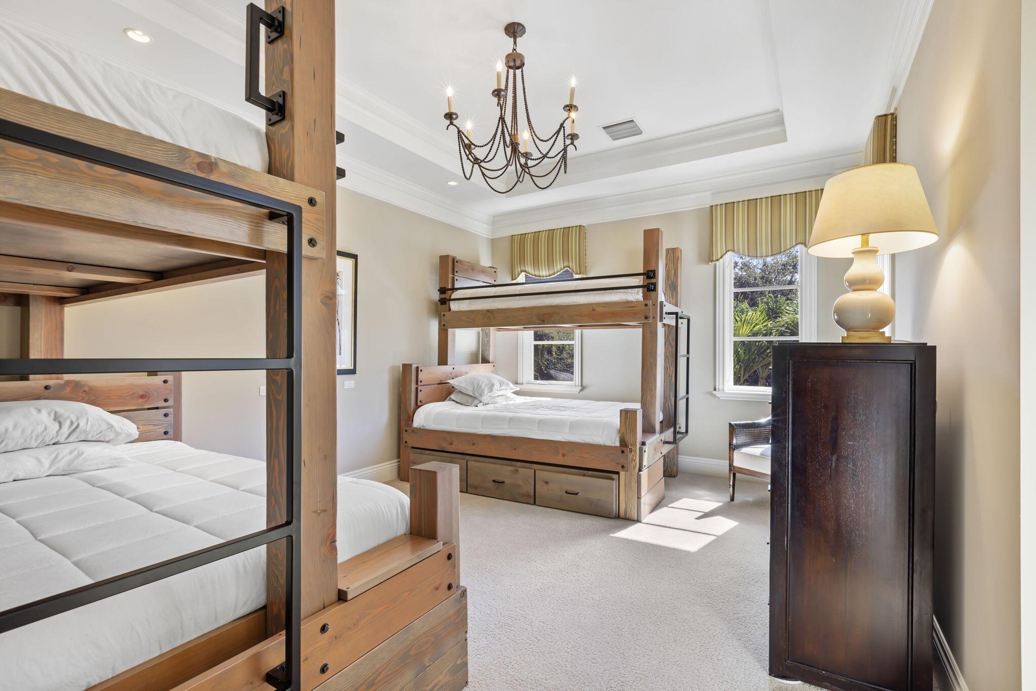 BEARS CLUB - Residential