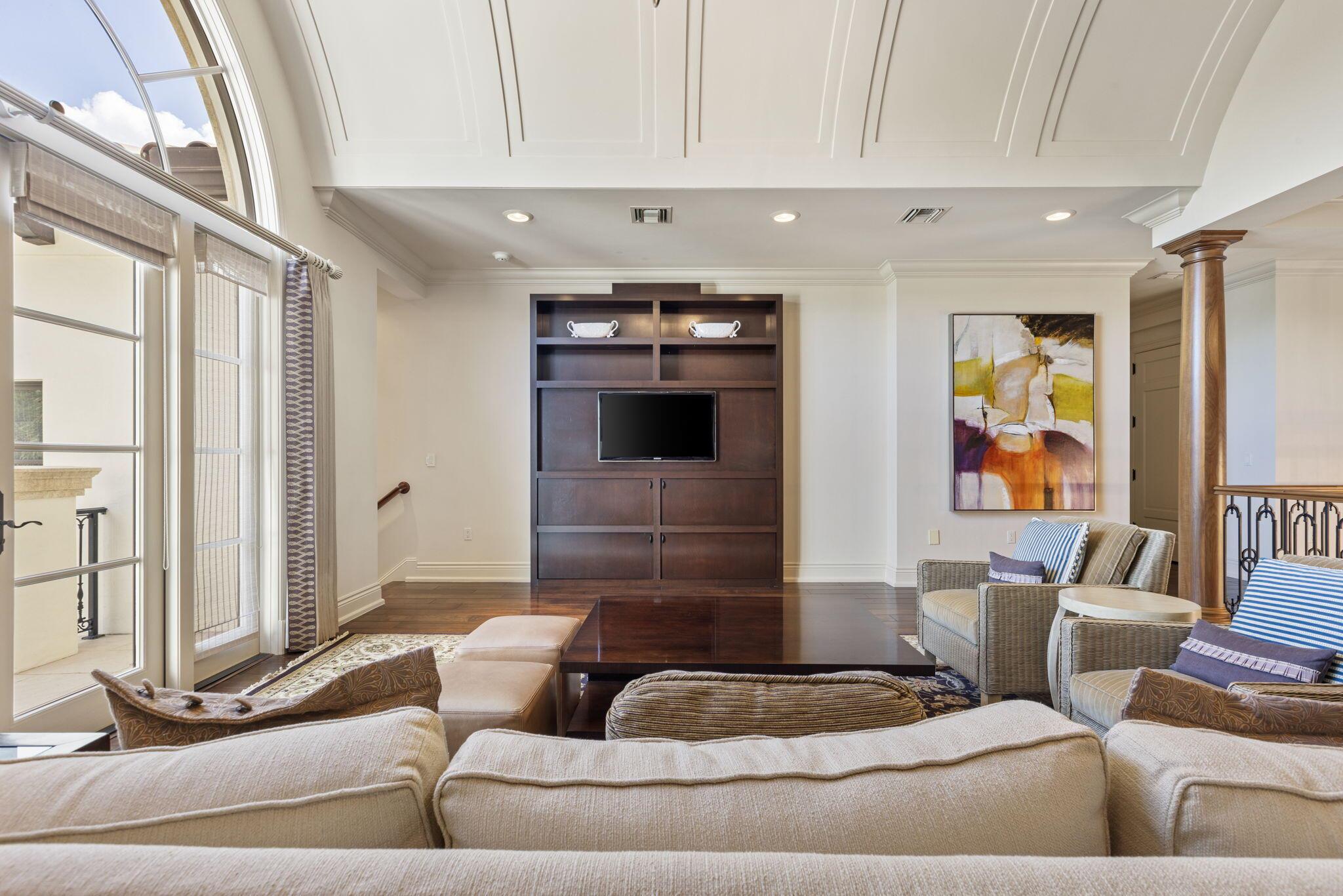 BEARS CLUB - Residential