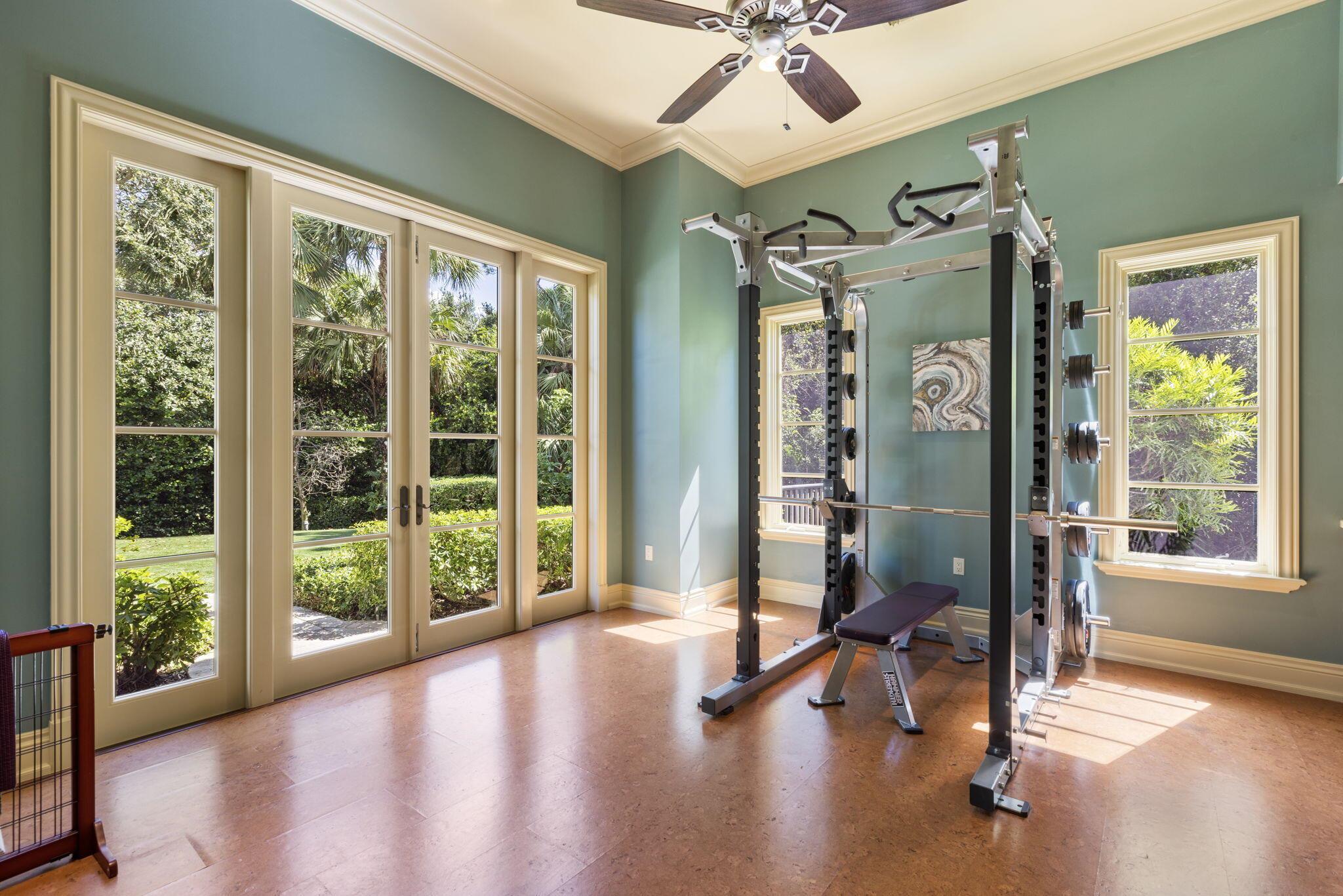 BEARS CLUB - Residential