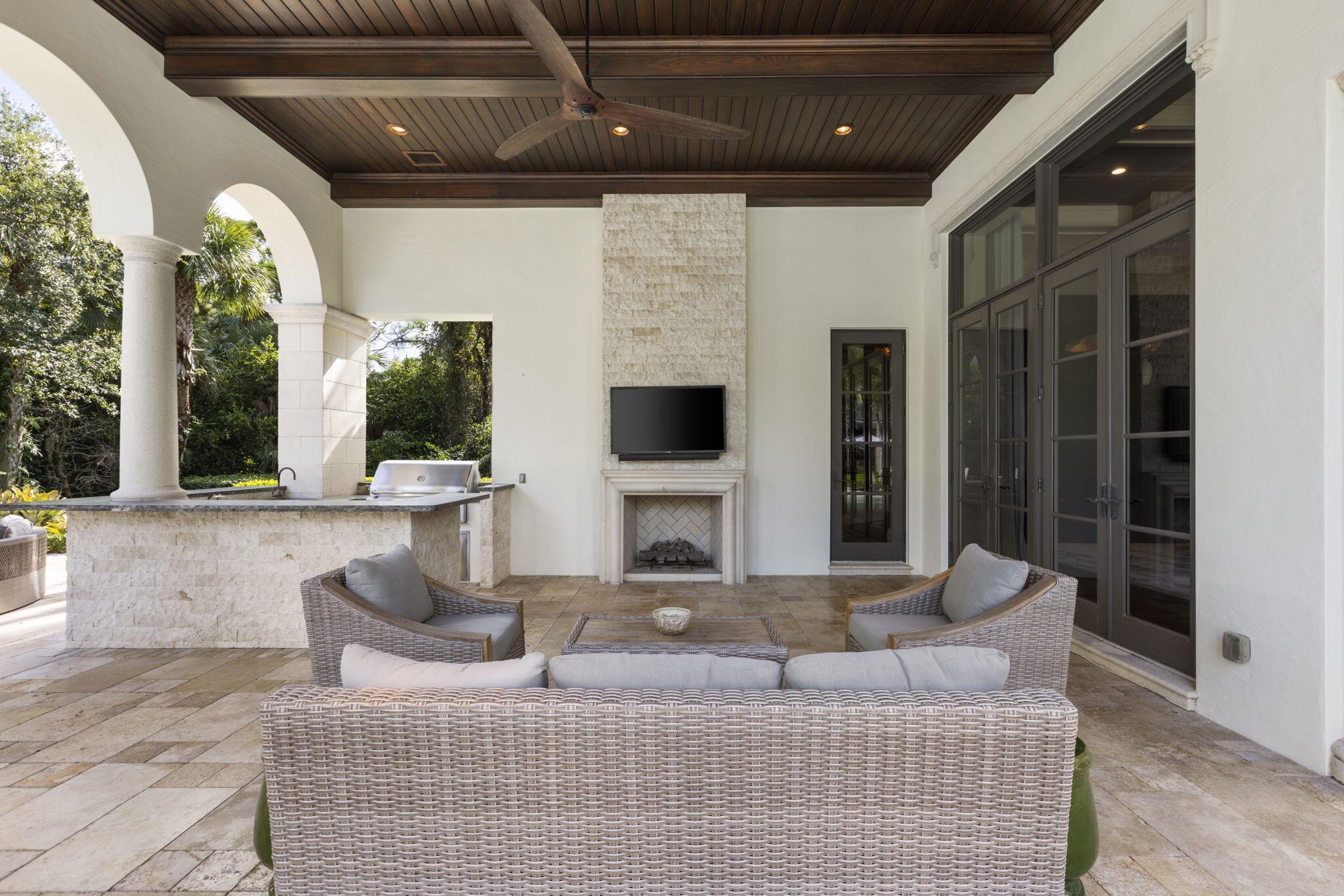 BEARS CLUB - Residential