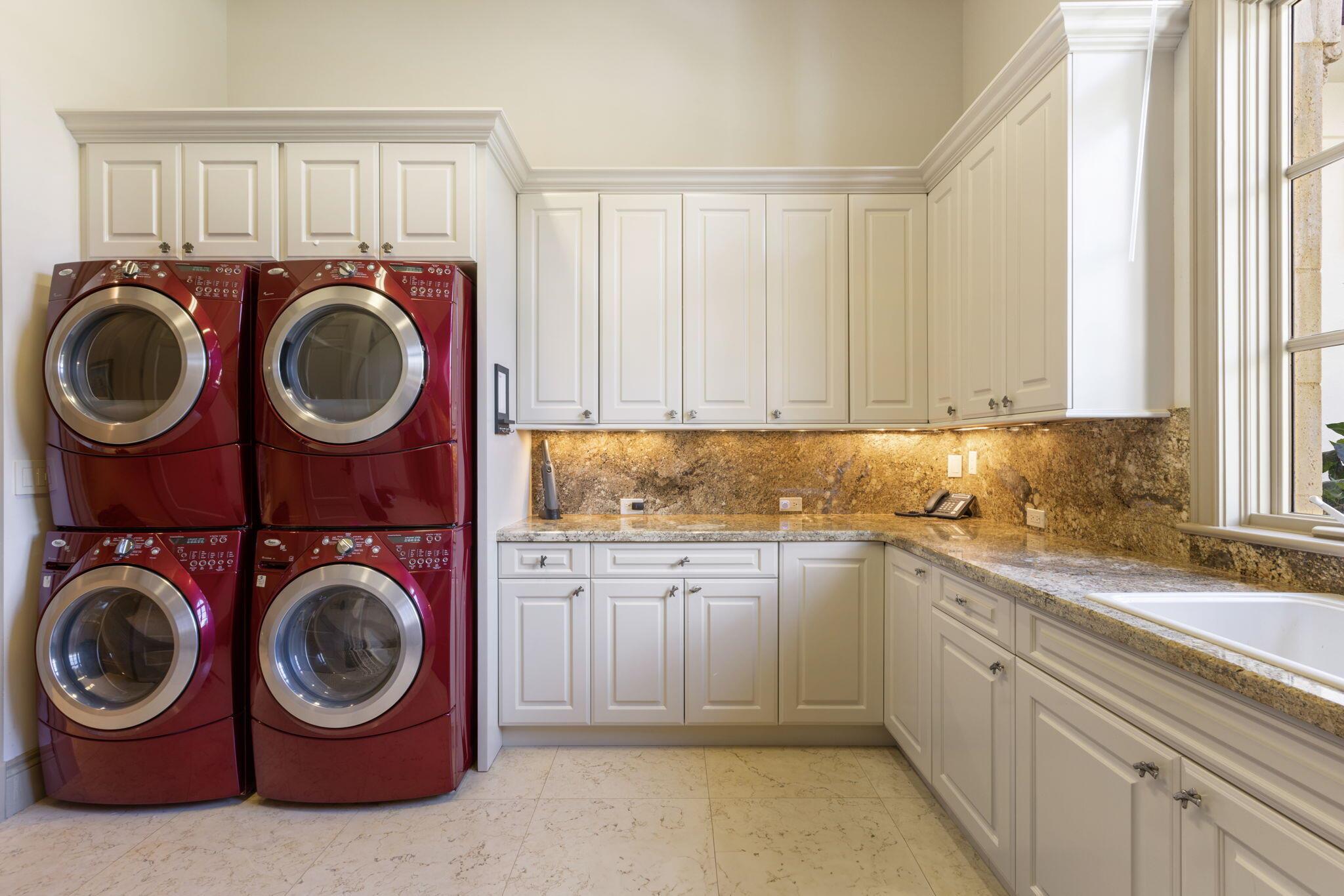 BEARS CLUB - Residential